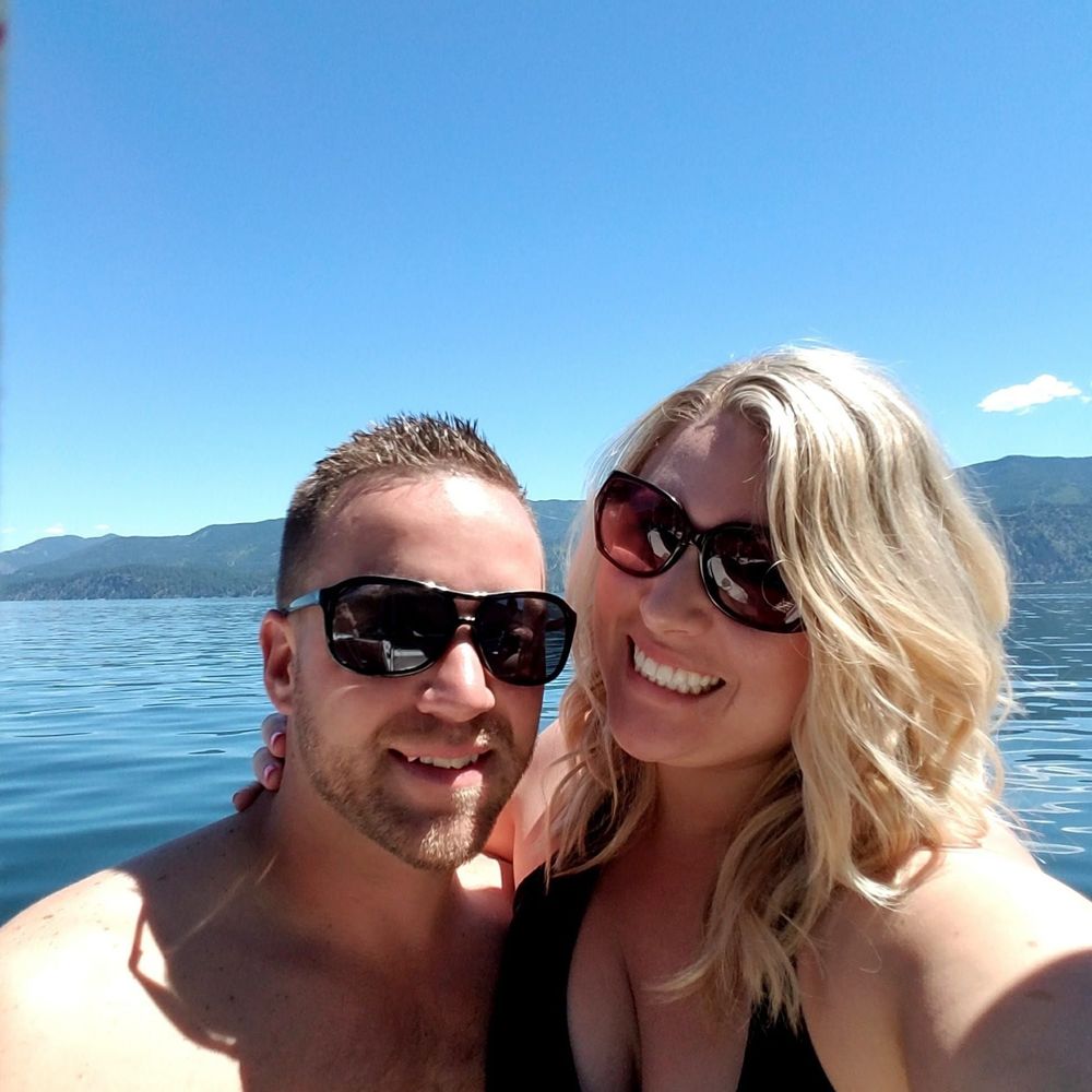 Meet your Posher, Courtney